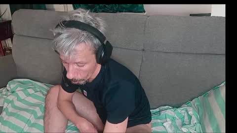 Snapshot of mreurope69 chatting on 01-12-25, 08:25 I am Hardy online show from 01-12-25, 08:25