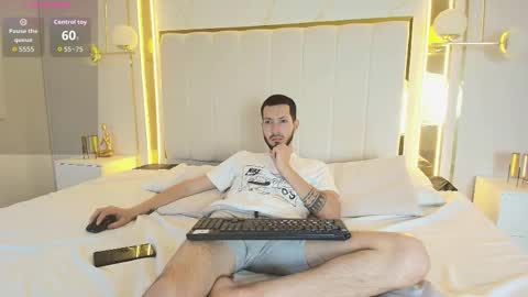 Andy online show from 09-16-25, 03:40