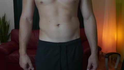 Snapshot of mrgreeneyes01 chatting on 09-17-25, 03:14 juan luis online show from 09-17-25, 03:14