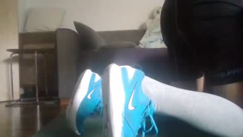 Snapshot of mrhandsomelovee chatting on 10-23-25, 08:35 Nikola online show from 10-23-25, 08:35