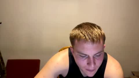 Max online show from 10-26-25, 08:15