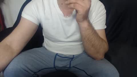 Snapshot of mrhorny_2023 chatting on 01-27-25, 08:07 Your Mister online show from 01-27-25, 08:07