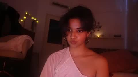 Snapshot of mriea_ chatting on 09-14-25, 01:27 mriea_ online show from 09-14-25, 01:27
