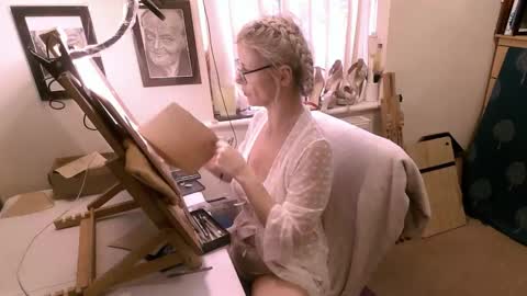 Snapshot of mrjandmrsj2014 chatting on 10-16-25, 04:08 Mr Mrs J online show from 10-16-25, 04:08