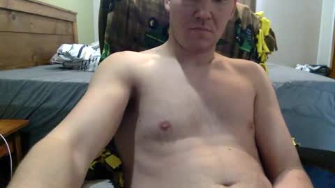 Snapshot of mrlongm8 chatting on 03-19-26, 05:28 mrlongm8 online show from 03-19-26, 05:28