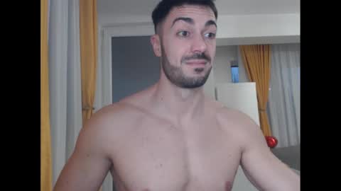 Snapshot of mrluckgx chatting on 02-19-25, 04:11 MrLuck online show from 02-19-25, 04:11