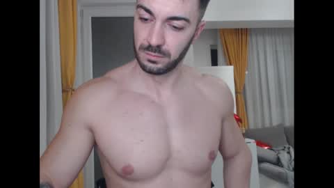 Snapshot of mrluckgx chatting on 02-19-25, 10:20 MrLuck online show from 02-19-25, 10:20