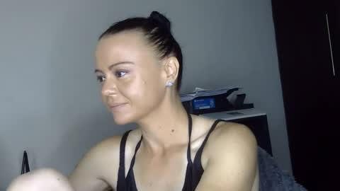 Snapshot of mrs_bunny_swing chatting on 03-29-26, 11:32 mrs_bunny_swing online show from 03-29-26, 11:32