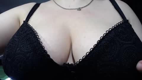 Snapshot of mrs_smith__ chatting on 12-24-24, 06:55 mrs_smith__ online show from 12-24-24, 06:55