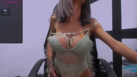 Snapshot of mrsemma chatting on 12-09-24, 01:18 Ema online show from 12-09-24, 01:18