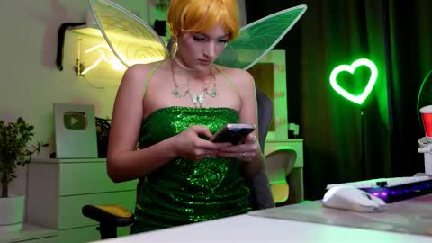 YOUR OWNER online show from 09-21-25, 03:13