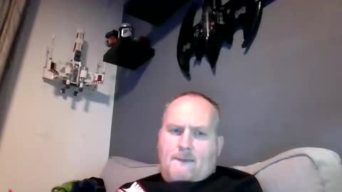 Snapshot of mrzwolle chatting on 12-24-24, 11:33 mrzwolle online show from 12-24-24, 11:33