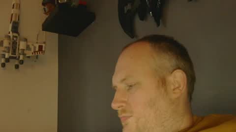 Snapshot of mrzwolle chatting on 01-05-25, 02:30 mrzwolle online show from 01-05-25, 02:30