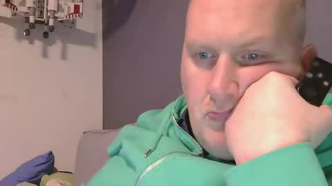 Snapshot of mrzwolle chatting on 01-22-25, 03:40 mrzwolle online show from 01-22-25, 03:40