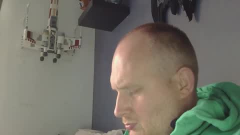 Snapshot of mrzwolle chatting on 01-30-25, 04:02 mrzwolle online show from 01-30-25, 04:02