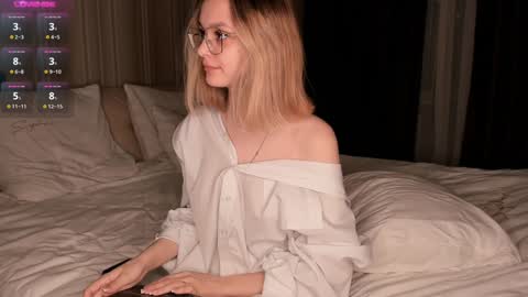 Elizabeth online show from 12-08-24, 06:06