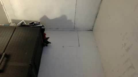 Snapshot of ms_kapoy chatting on 10-26-25, 09:21 Lara online show from 10-26-25, 09:21