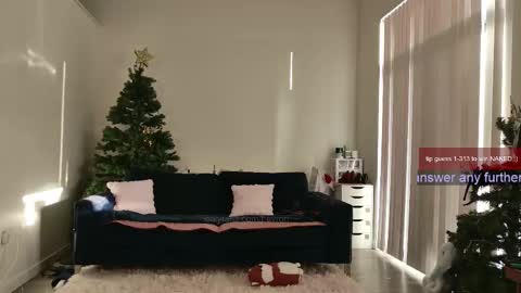 R o r i  SnapChat heyroriv2 wednesday - sunday Noon oclock mountain - 5pm mountain online show from 01-15-26, 03:27