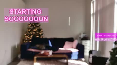 R o r i  SnapChat heyroriv2 wednesday - sunday Noon oclock mountain - 5pm mountain online show from 02-25-26, 04:05