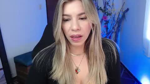 Sofia online show from 10-29-25, 03:36