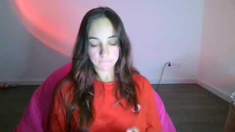 ms_sophiee online show from 12-01-25, 10:04