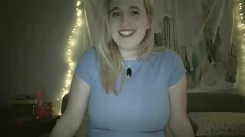 msclairewhatever online show from 10-10-25, 05:17