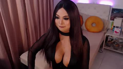Snapshot of msgoldencum chatting on 01-31-25, 09:27 MSGOLDENCUM online show from 01-31-25, 09:27