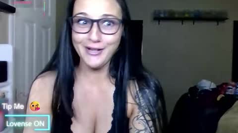 Snapshot of mskinkypunishur chatting on 11-06-25, 01:45 mskinkypunishur online show from 11-06-25, 01:45