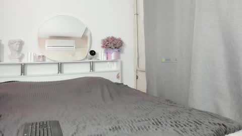 Laurka online show from 09-20-25, 05:58