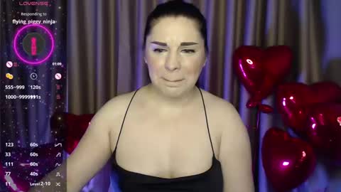 Snapshot of msluckystar chatting on 02-14-25, 09:10 MsLuckyStar online show from 02-14-25, 09:10