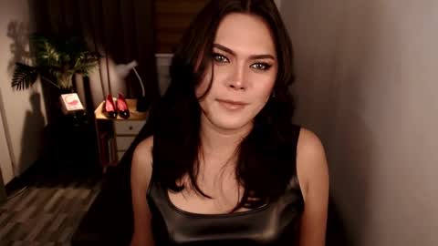 Veey online show from 10-30-25, 08:20