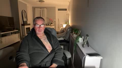 Snapshot of mtb1697 chatting on 10-12-25, 10:53 mtb1697 online show from 10-12-25, 10:53