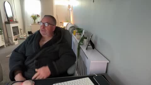 Snapshot of mtb1697 chatting on 10-24-25, 09:06 mtb1697 online show from 10-24-25, 09:06