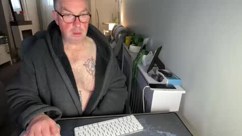 Snapshot of mtb1697 chatting on 11-14-25, 09:19 mtb1697 online show from 11-14-25, 09:19