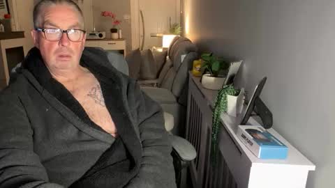 Snapshot of mtb1697 chatting on 11-23-25, 11:37 mtb1697 online show from 11-23-25, 11:37