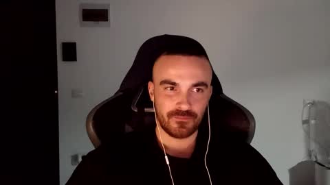 Victor online show from 12-20-24, 08:23
