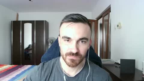 Snapshot of mu5clemania chatting on 11-20-25, 11:54 Victor online show from 11-20-25, 11:54