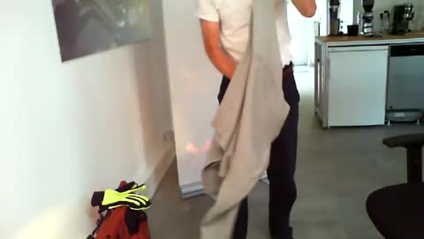 Snapshot of mucfag chatting on 10-02-25, 04:14 mucfag online show from 10-02-25, 04:14