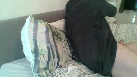 muff74 online show from 10-05-25, 08:23