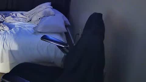 Muffdiver online show from 01-28-25, 08:25