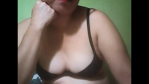 muffy_bunny online show from 09-18-25, 07:16