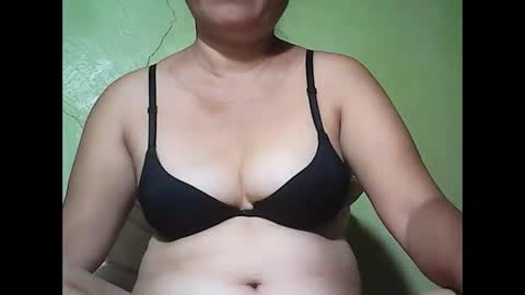 muffy_bunny online show from 12-17-25, 10:27