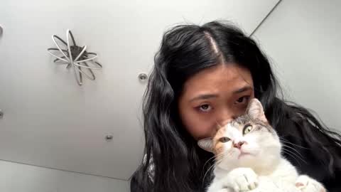 Mia online show from 02-26-26, 04:00