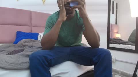 Muller Asher online show from 11-11-25, 02:55