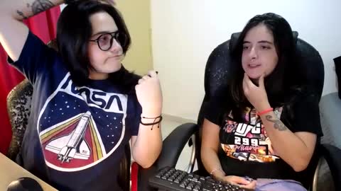 Dani and Alex online show from 09-17-25, 10:33