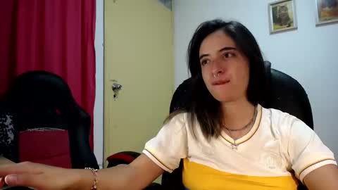 Dani and Alex online show from 09-22-25, 02:35