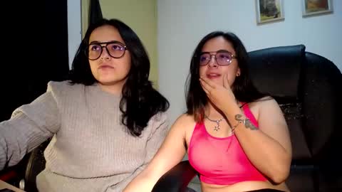 Dani and Alex online show from 10-08-25, 01:58
