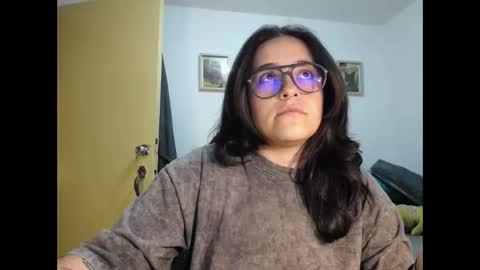 Dani and Alex online show from 10-09-25, 03:15