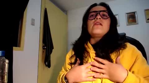 Dani and Alex online show from 10-17-25, 02:04