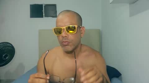 Snapshot of multiplicationboom chatting on 11-17-25, 04:51 multiplicationboom online show from 11-17-25, 04:51